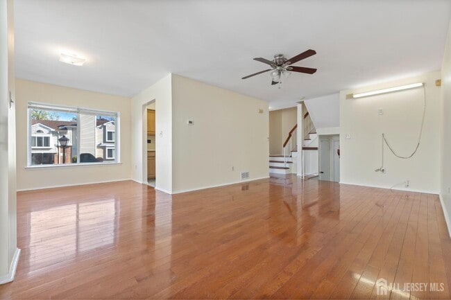Building Photo - 2908 Madaline Dr