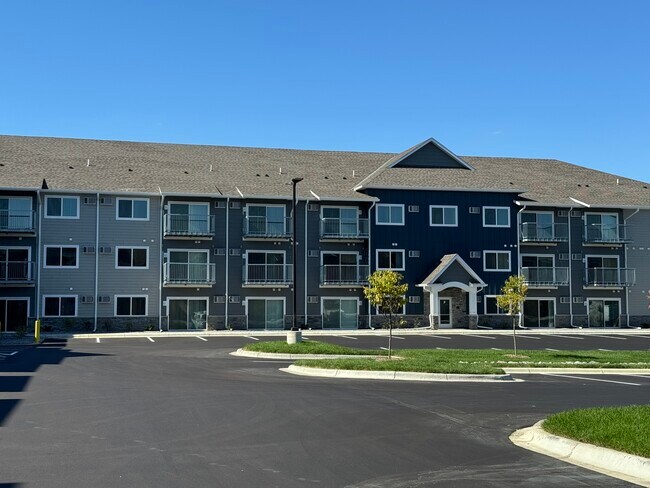 Foto del edificio - Elm Creek Commons