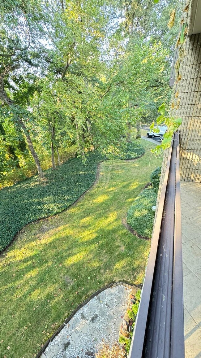 Foto del edificio - 5180 Maris Ave