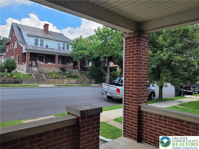 Building Photo - 73 W Greenwich St