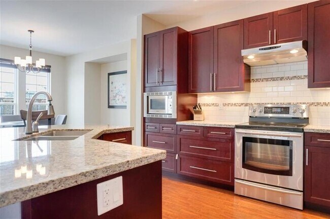 Photo du bâtiment - 3 bedroom in Kitimat BC V8C 1H9