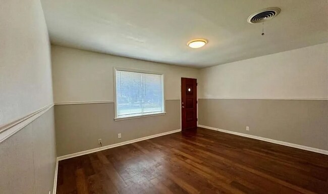 Foto del edificio - Charming 3-bedroom, 2-bath home located in the heart of Georgetown - Pets Friendly