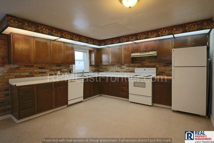 Primary Photo - 1335 Hyder St