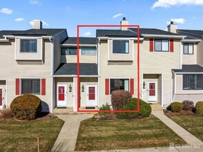 Building Photo - 424 Middlewood Rd