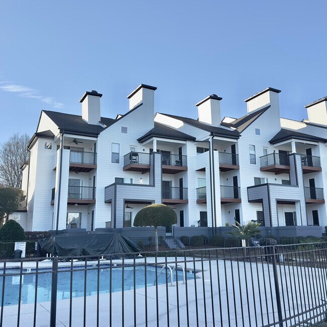 Foto del edificio - 18713 Vineyard Point Ln