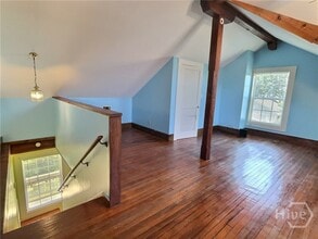 Building Photo - 42 Van Horne Ave