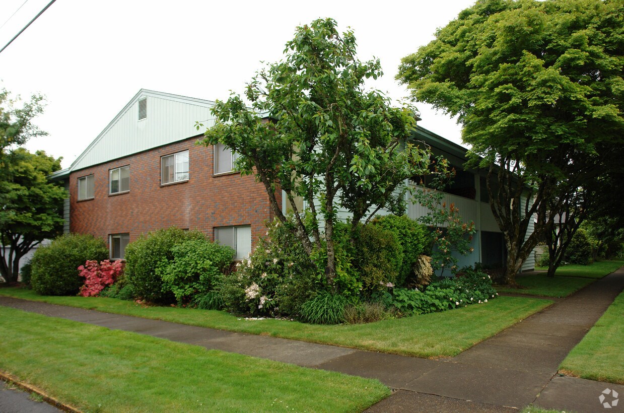 Foto principal - 411-419 SW 5th St