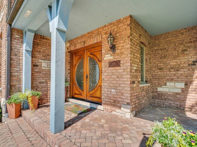 Foto del edificio - Lake Home for Rent in Racine