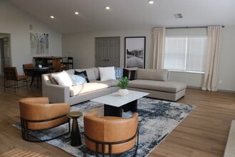 Clubhouse - Westcott Apartments