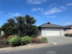Building Photo - 217 Via Ballena