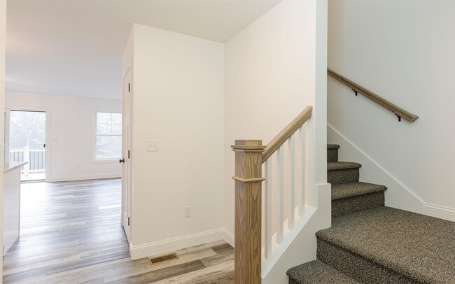 Building Photo - 359 Monadnock St