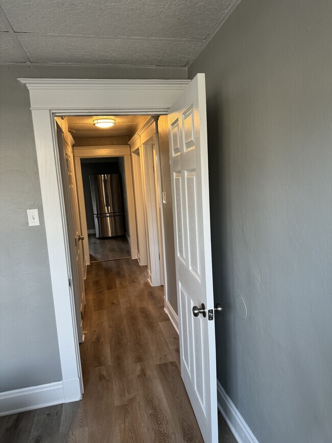 Foto del edificio - 1531 Fallowfield Ave