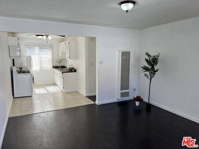 Foto del edificio - 1330 S Wilton Pl
