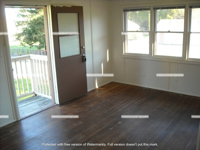 Building Photo - Historic Mare Island Studio