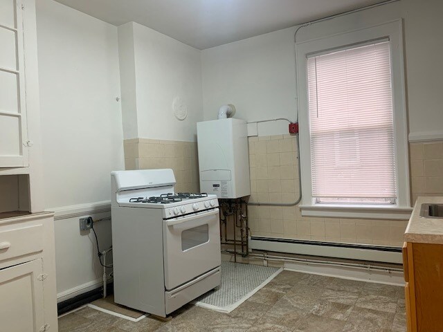 Primary Photo - 614 21st St
