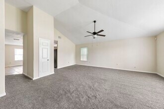 Building Photo - 5315 Tommye St