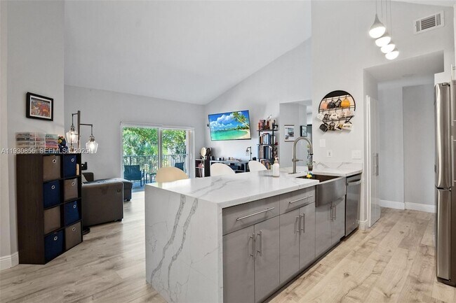 Foto del edificio - 15770 SW 104th Terrace