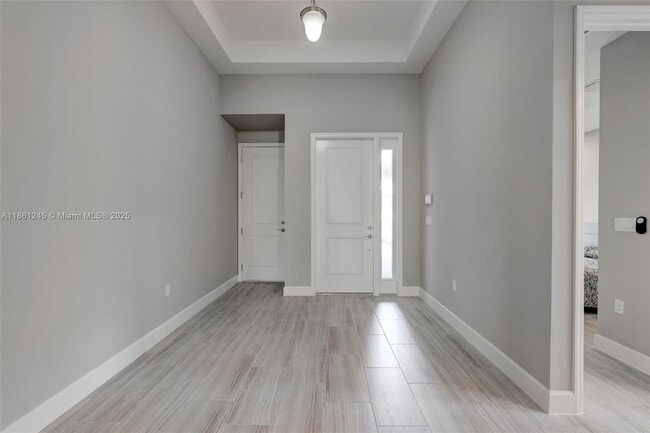 Foto del edificio - 11665 SW Marine Wy