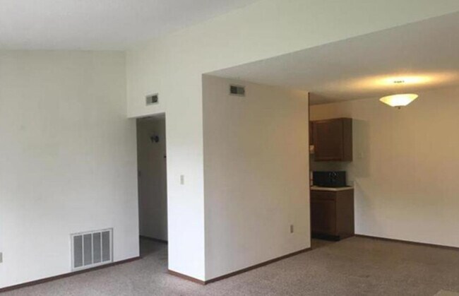 Foto del edificio - 208 Huckleberry Heights Dr