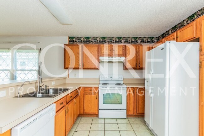 Foto del edificio - Cozy Three Bedroom Now Available