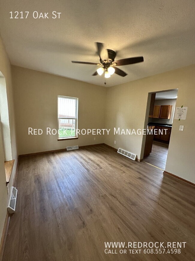 Foto del edificio - 1217 Oak St