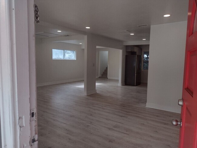 Building Photo - 3 br, 2 bath House - 5312 8TH AVE S