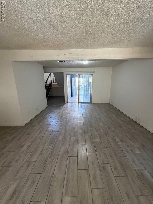 Building Photo - 2236 E Desert Inn Rd