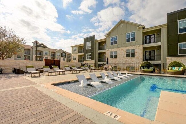 Building Photo - 10600 Brezza Ln