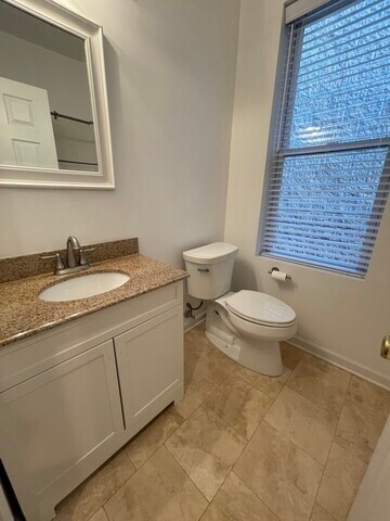 Foto del edificio - 2246 N Magnolia Ave