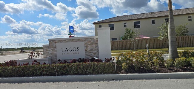 Foto del edificio - 2729 SE 26th Rd