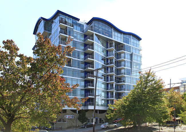 Foto del edificio - Stonebridge Plaza Condominiums