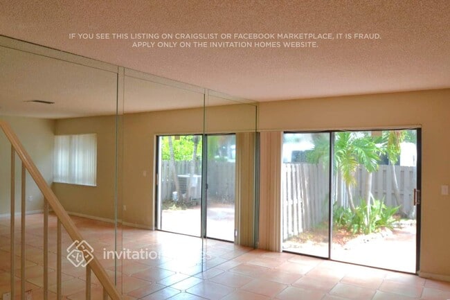 Building Photo - 2700 N 34th Ave