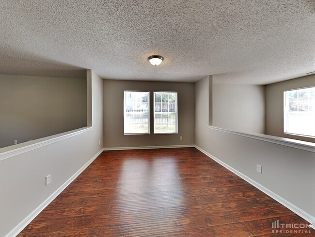 Building Photo - 5104 Mintvale Dr