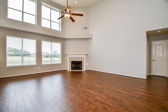 Foto del edificio - 16230 S Southern Stone Dr