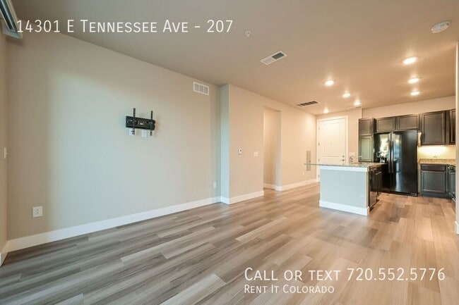 Foto del edificio - 14301 E Tennessee Ave