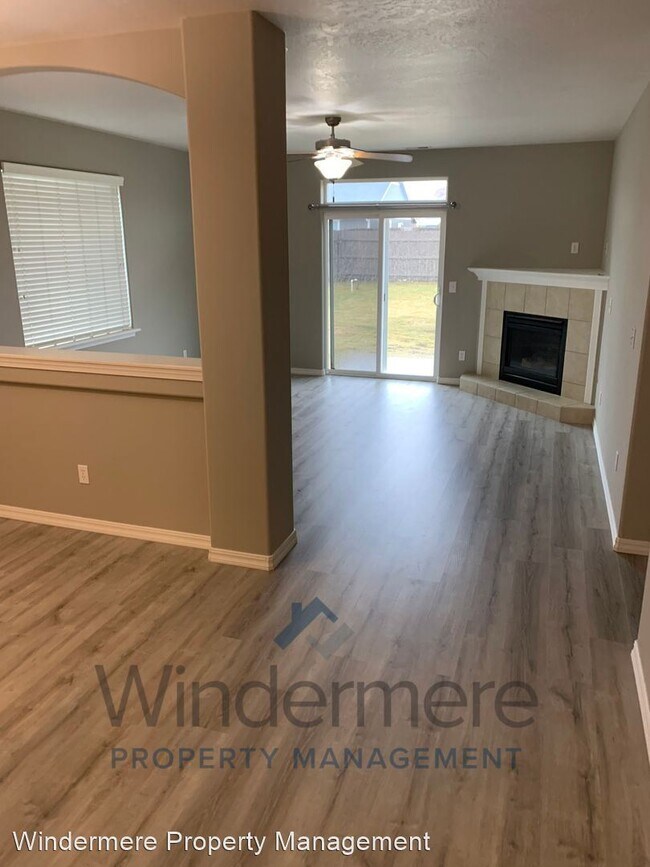 Building Photo - 3 br, 2 bath House - 6603 W 5th Avenue