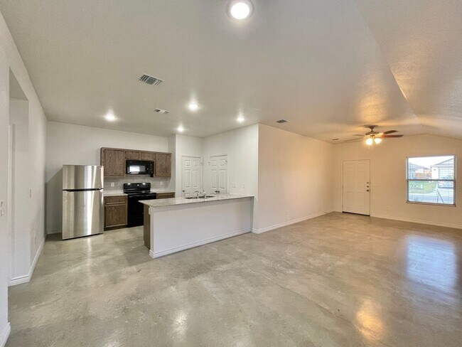 Building Photo - 5906 Harriet Tubman Ave