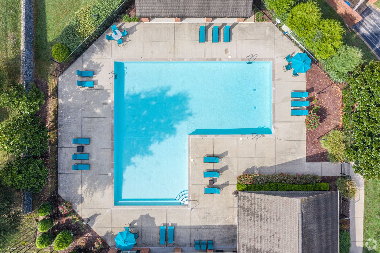 Parc at Metro Center Apartments in Nashville, TN