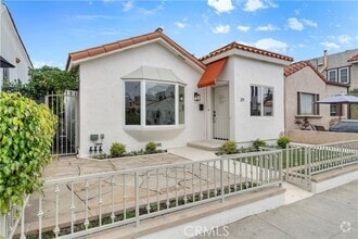 Building Photo - 211 La Verne Ave
