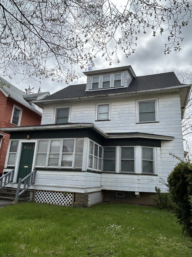 Primary Photo - 1140 Plymouth Ave S