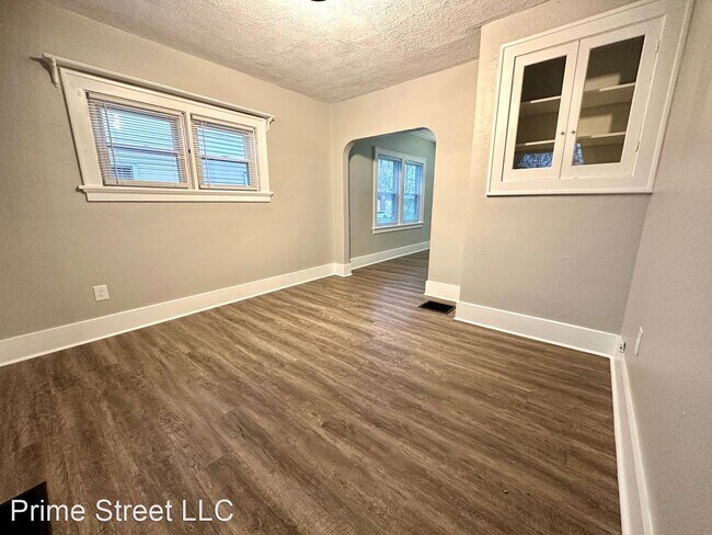 Building Photo - 3 br, 1 bath House - 4017 Corinth Blvd
