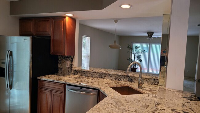 Building Photo - 3221 NE 15th St