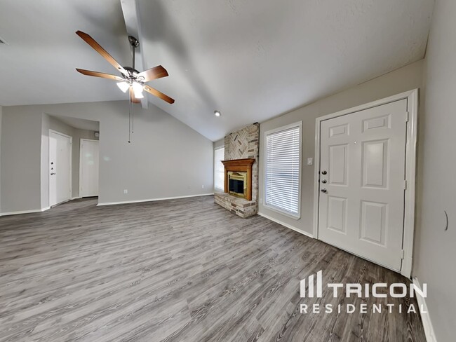 Foto del edificio - 8138 Sweetgum Trace Dr