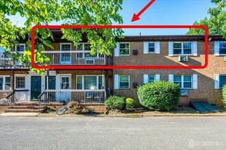 Building Photo - 55 Gill Ln