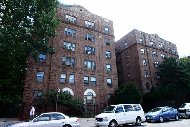 Foto del edificio - 14476-14480 Sanford Ave
