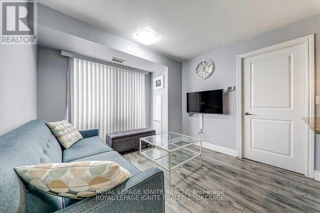 Photo du bâtiment - 760 Sheppard Ave W
