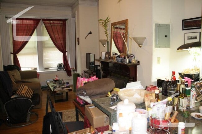 Building Photo - 5 Symphony Rd