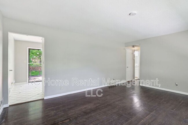 Foto del edificio - 5336 Appleton Ave