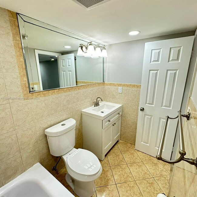 Building Photo - 7953 SW 104th St