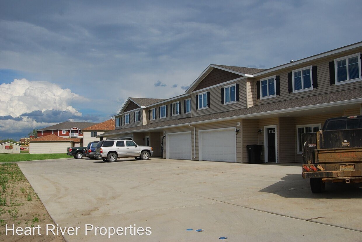 1201 15th St W, Dickinson, ND 58601 House Rental in Dickinson, ND